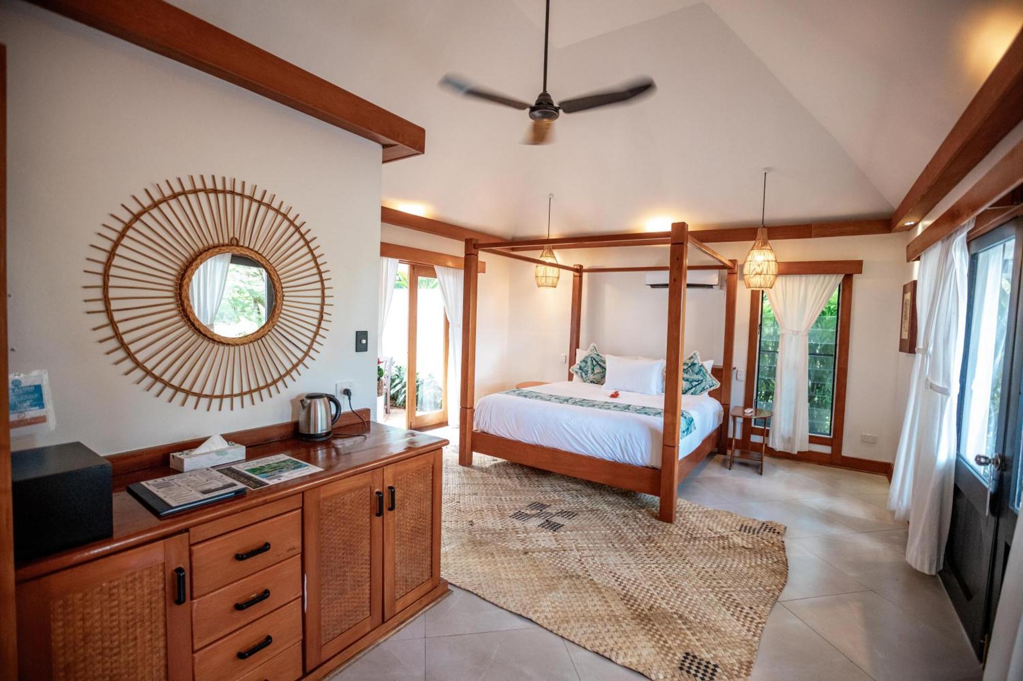 Koro Sun Resort & Rainforest Spa Savusavu Ngoại thất bức ảnh