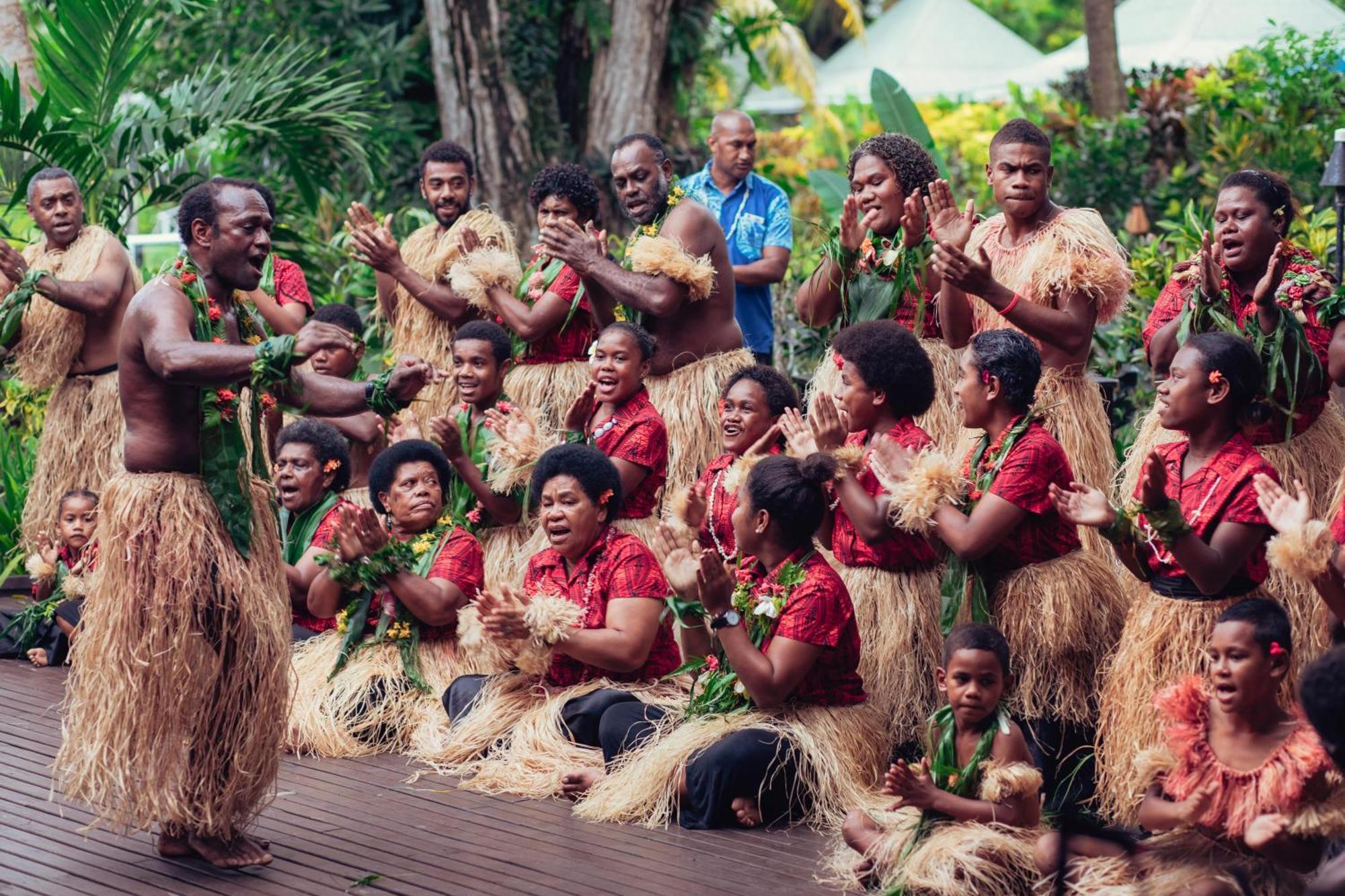 Koro Sun Resort & Rainforest Spa Savusavu Ngoại thất bức ảnh